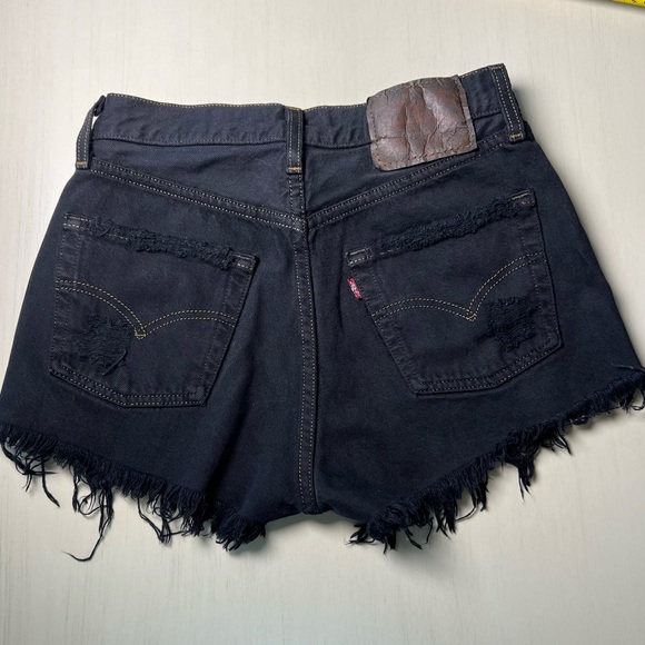 Levi's Pants - Levi’s Vintage High Rise Black Denim Cut-Off Shorts Distressed Waist 15 S/M Y2K